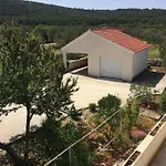 With Parking Space - Dugi Otok - 8108