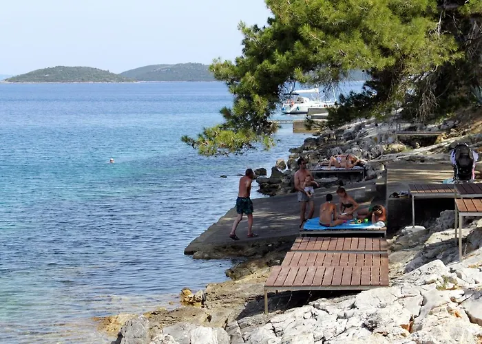 With Parking Space Bozava, Dugi Otok - 8108 *
