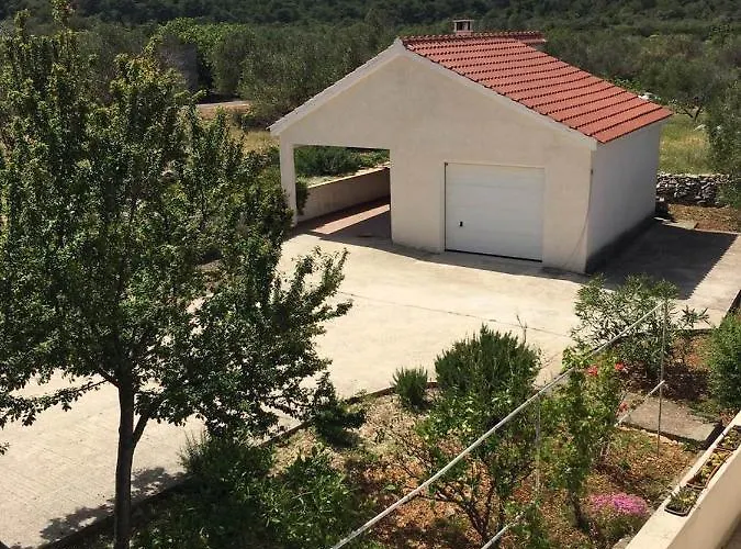With Parking Space Bozava, Dugi Otok - 8108