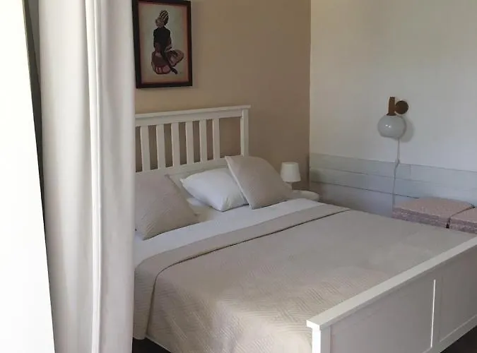 With Parking Space Bozava, Dugi Otok - 8108 דירה